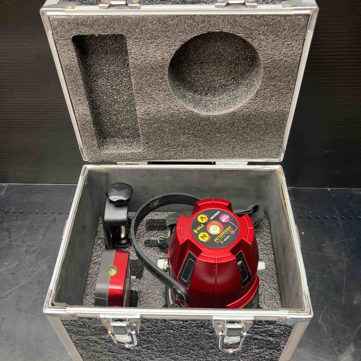◇山真製鋸(YAMASHIN) レーザー墨出し器 PM-4 矩・横【川越店】