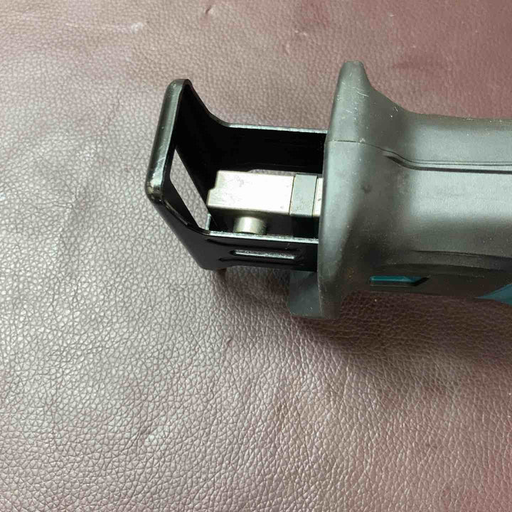 【中古品】 マキタ(makita) 10.8V コードレスレシプロソー JR101DZ カットソー 電動のこぎり セーバーソー 【東大和店】