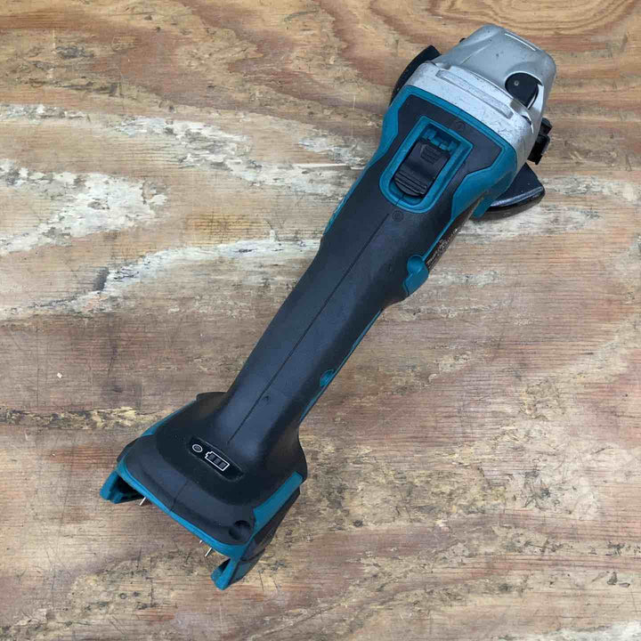 ☆マキタ(makita) 18V 100mmコードレスディスクグラインダー GA404DZ 本体のみ【柏店】