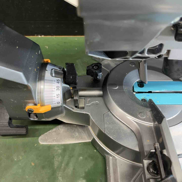 ★マキタ(makita) コードレススライドマルノコ LS001GZ　40V対応　155～165mm対応【戸田店】