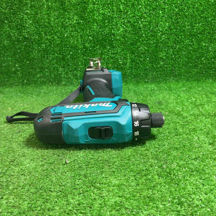【中古品】 マキタ(makita) コードレスドリルドライバー DF031DSHX 【藤沢店】