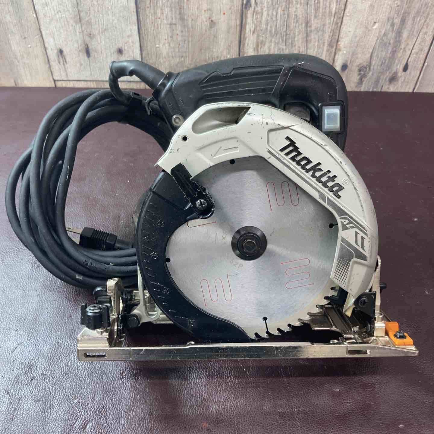 【中古品】 マキタ(makita) 電気マルノコ HS6301B 【東大和店】 中古品】 マキタ(makita) 電気マルノコ HS6301B 【東大和店】 – アクト