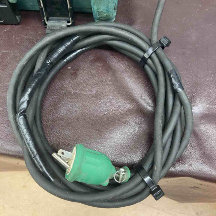 【中古品】 マキタ(makita) 電動ハンマ HM0810 【東大和店】