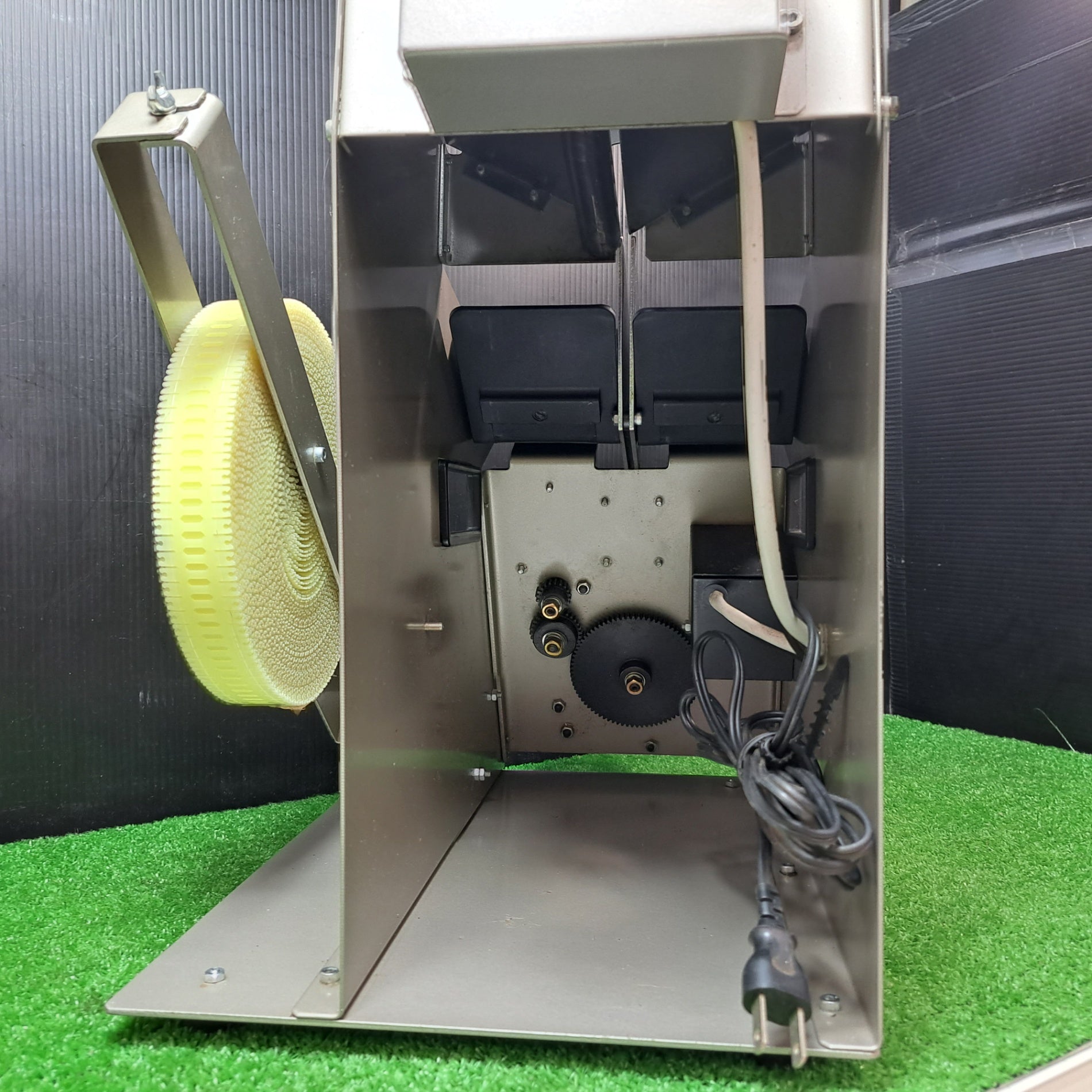 ◇マキタ(makita) サイディング用釘連結機 RN500【岩槻店】 – アクト