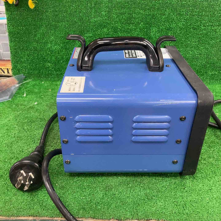 ◇日動工業 NTB-EK300D-CC 降圧トランス　変圧器　トラパック【川崎店】