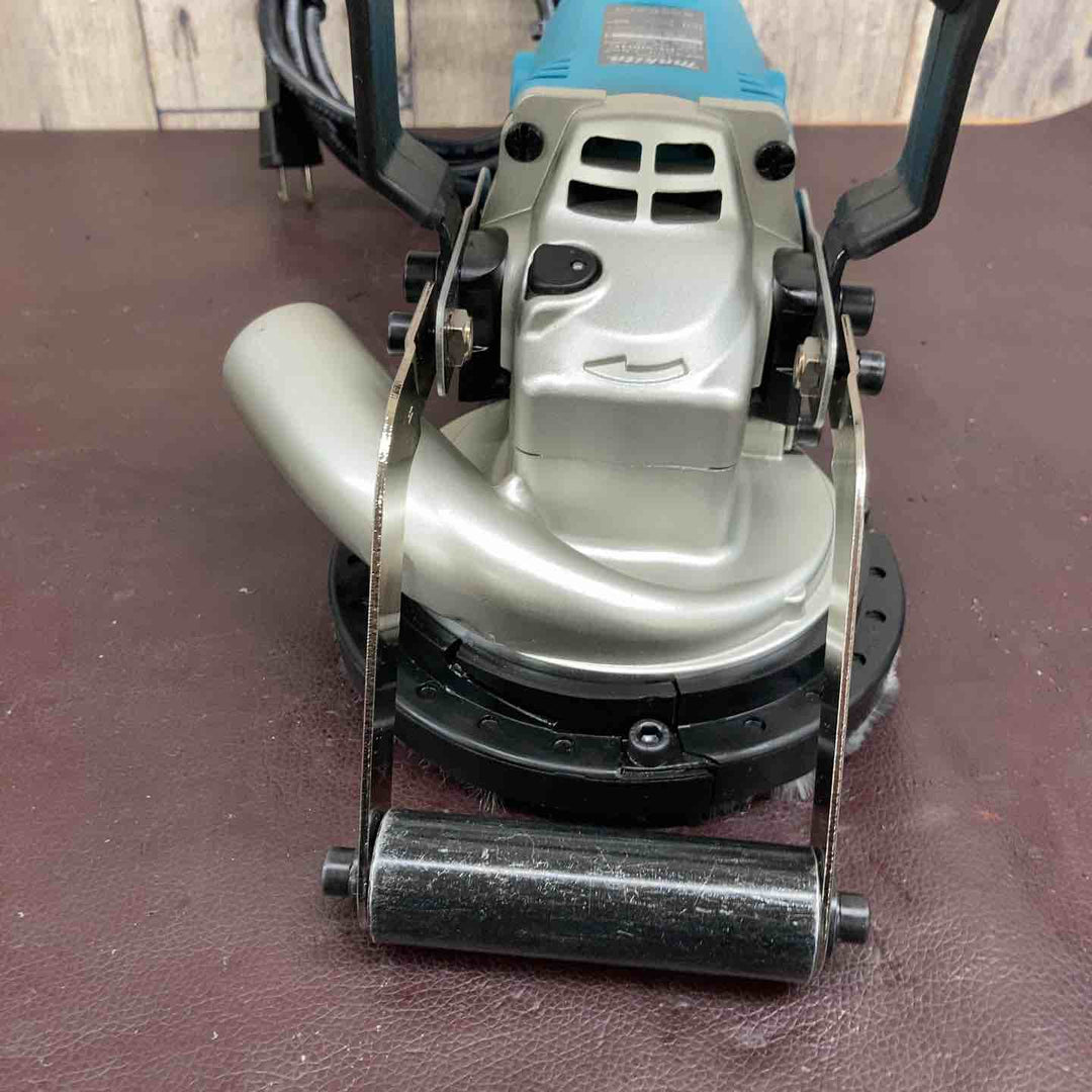 【中古品】 マキタ(makita) 125mm電子コンクリートカンナ PC5001C 【東大和店】