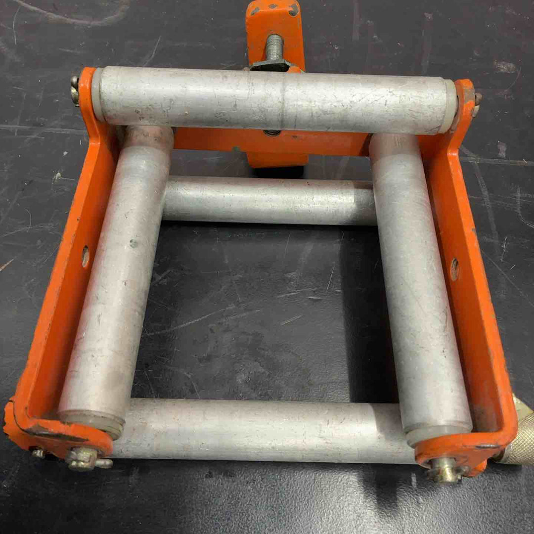 【中古品】 育良精機 (IKURA) 4面コロ ISH-110 四面コロ 【藤沢店】