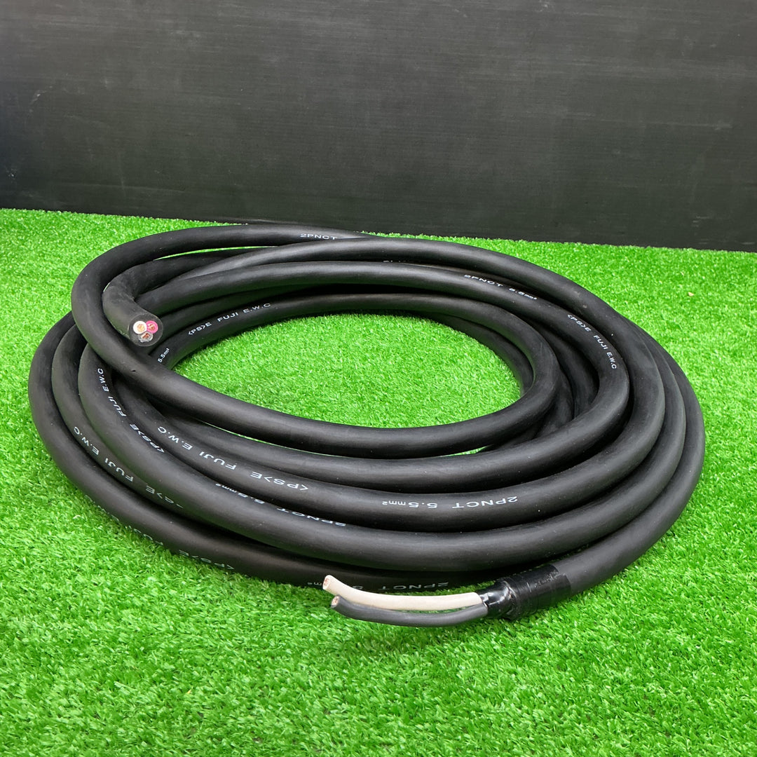 富士電線  2種EPゴム絶縁クロロプレンゴムキャブタイヤケーブル 5.5m㎡ 3心  2PNCT5.5SQ×3C 重さ：約3.9kg【電材館越谷店】