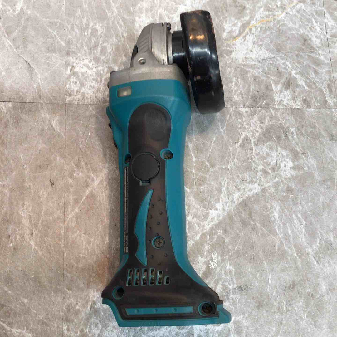 ☆マキタ(makita) 100mmコードレスディスクグラインダー GA400DZ【八潮店】