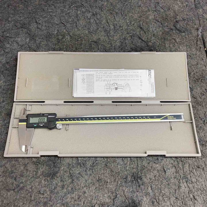 【中古品】 ミツトヨ/Mitutoyo デジマチックキャリパー デジタルノギス CD-30C 300mm 500-153 【鴻巣店】