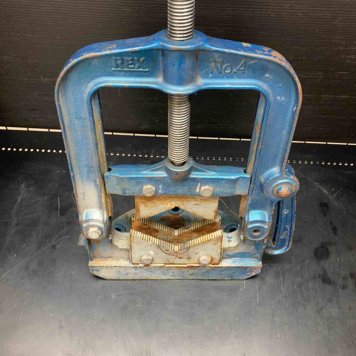 ＲＥＸ　パイプバイス　Ｎｏ．４　PV4【川越店】