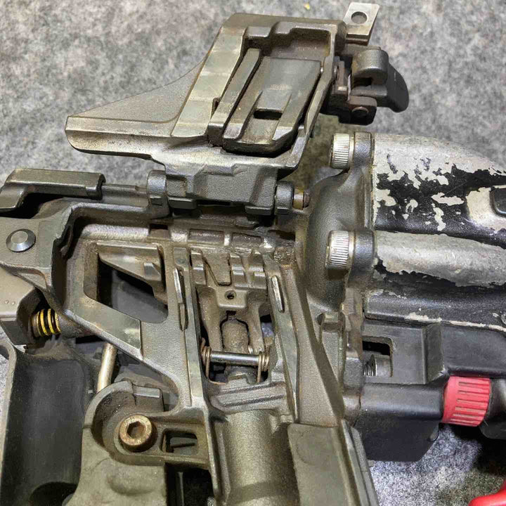 【中古品】 マックス/MAX 高圧エア釘打ち機・HN-65N2(D)_ブラック 【桶川店】