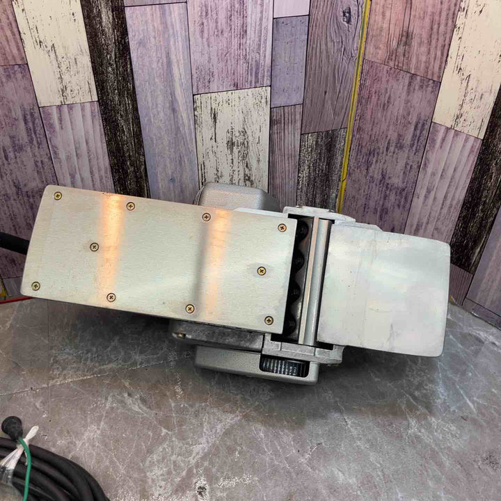 ◇マキタ(makita) 2スピード電気カンナ 1804N【八潮店】