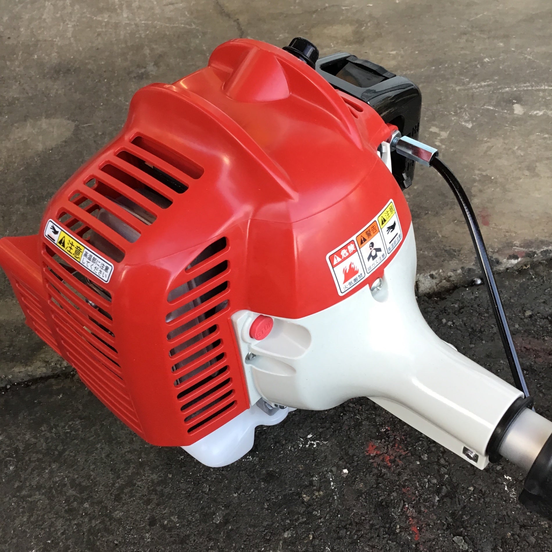 未使用品・店頭受取り限定】丸山 エンジン刈払い機 20cc BK2060【桶川