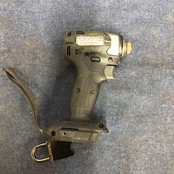 マキタ 18V 充電式インパクトドライバ TD173DZB 黒 （本体のみ） (バッテリ・充電器 別売)【八潮店】