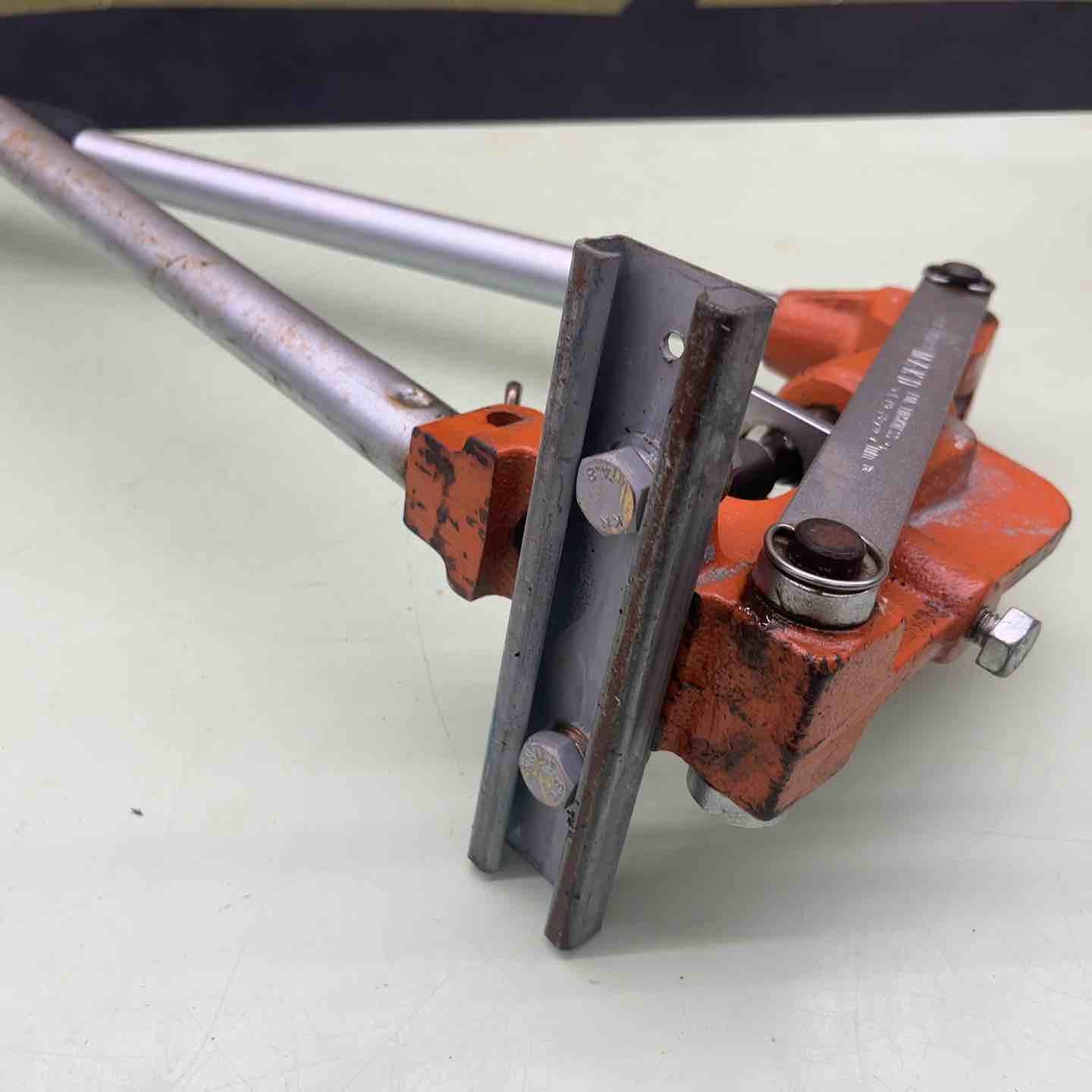 ネグロス電工 MAK-D ダクター穴あけ工具 ダクト パンチャー【野田愛宕