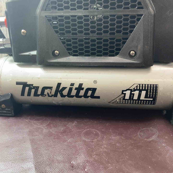 【中古品】 マキタ(makita) エアコンプレッサー AC462XLHB 【東大和店】