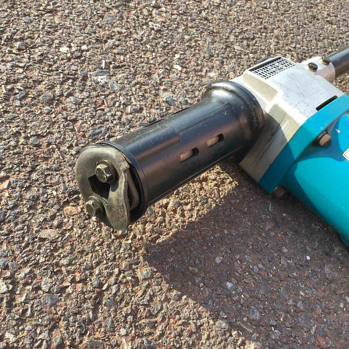 ★マキタ(makita) 電動ケレン ロングハンドルタイプ HK1800L【越谷店】