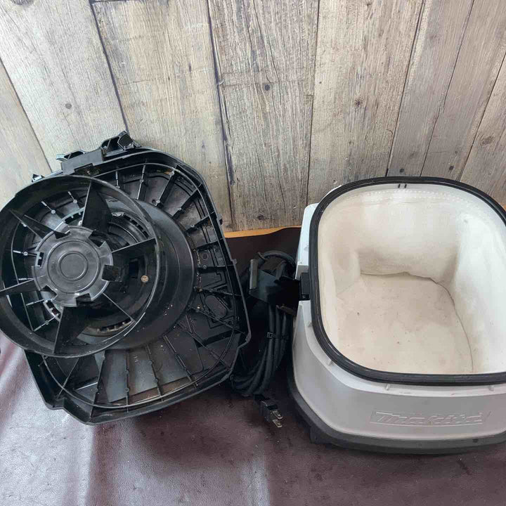 【中古品】マキタ(makita)  集じん機 M442 掃除機 100V【東大和店】