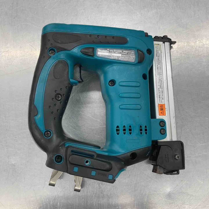 ◇マキタ(makita) コードレスタッカー ST420DZ 本体のみ。14.4V3.0Ahバッテリーのみ使用可【所沢店】