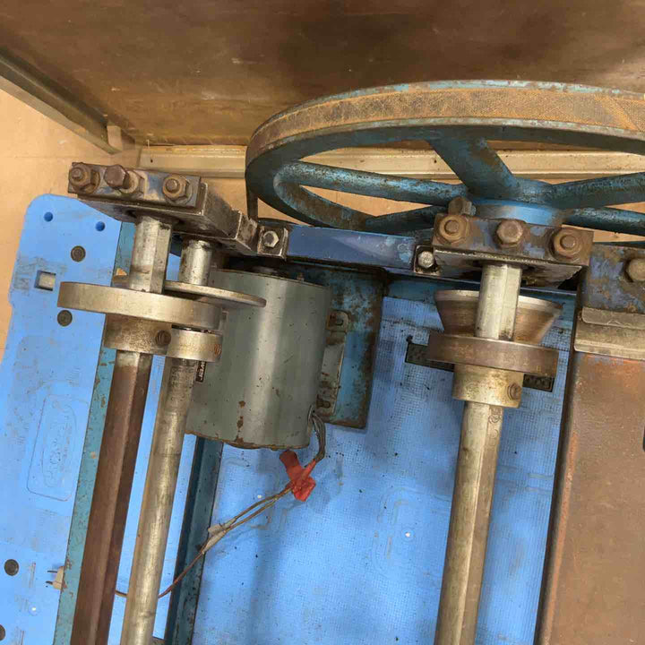 【店頭受取り限定】メーカー不明 ロール成型機 型式不明 通電確認のみ【草加店】