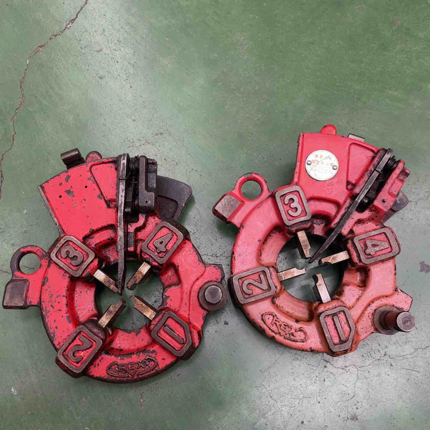 ◇タキロン ポリプロピレン製ます用 ホールソー 排出用スプリング付 VU150用 Φ173mm【柏店】 ◇タキロン ポリプロピレン製ます用 ホールソー 排出用スプリング付
