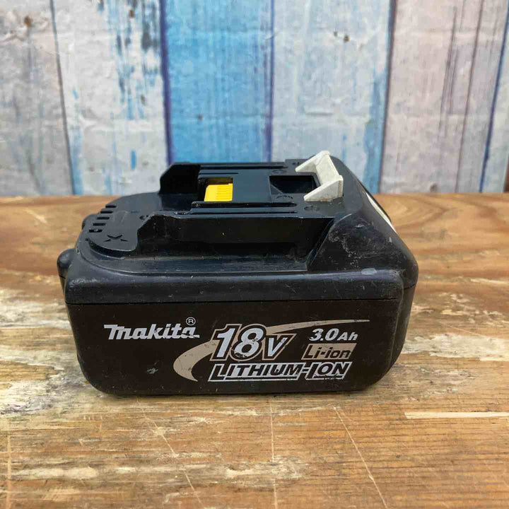◇マキタ(makita) CT線 コードレスタッカー ST312DZK 18V3.0Ahバッテリー1個付き【柏店】