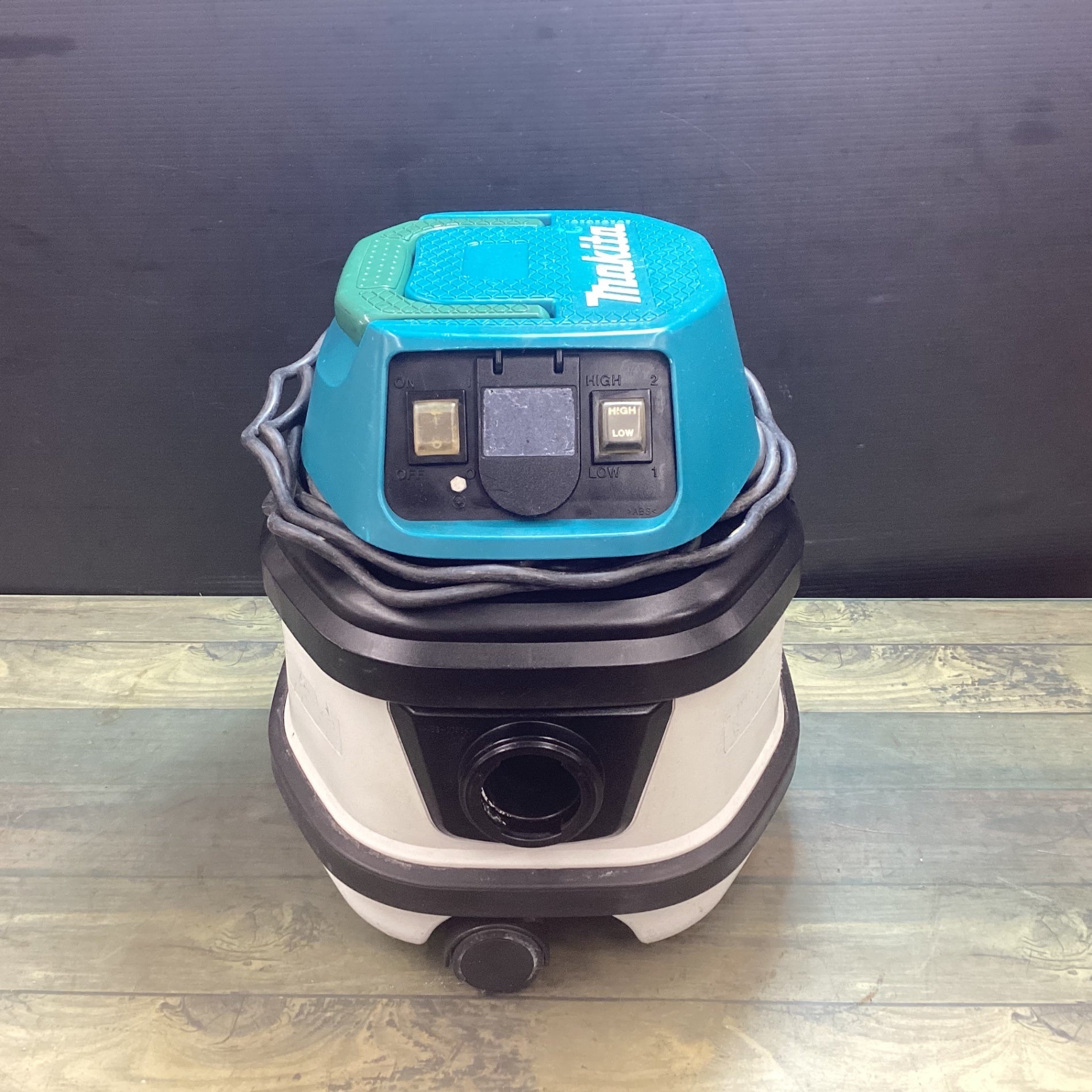 マキタ(makita) 乾式集じん機 482(P) 【東大和店】 – アクトツール