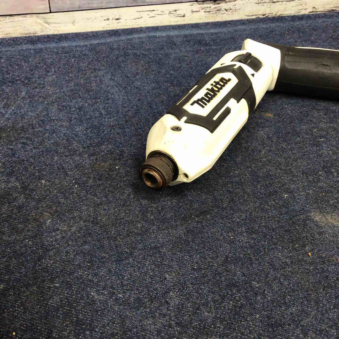 ☆マキタ(makita) コードレスペンインパクトドライバー TD022DZW【八潮店】