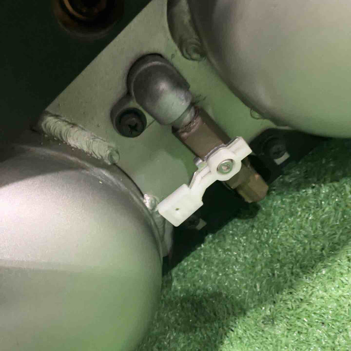 マキタ(Makita) エアコンプレッサ(黒) (50/60Hz) AC462XLB 動作確認済【川口店】