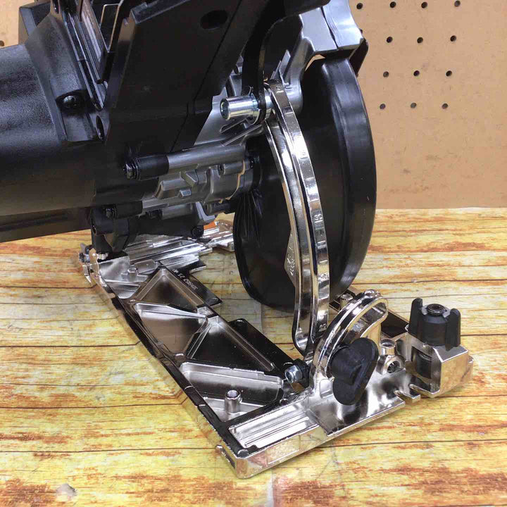 マキタ(makita) コードレス丸のこ HS001GZB【川崎店】