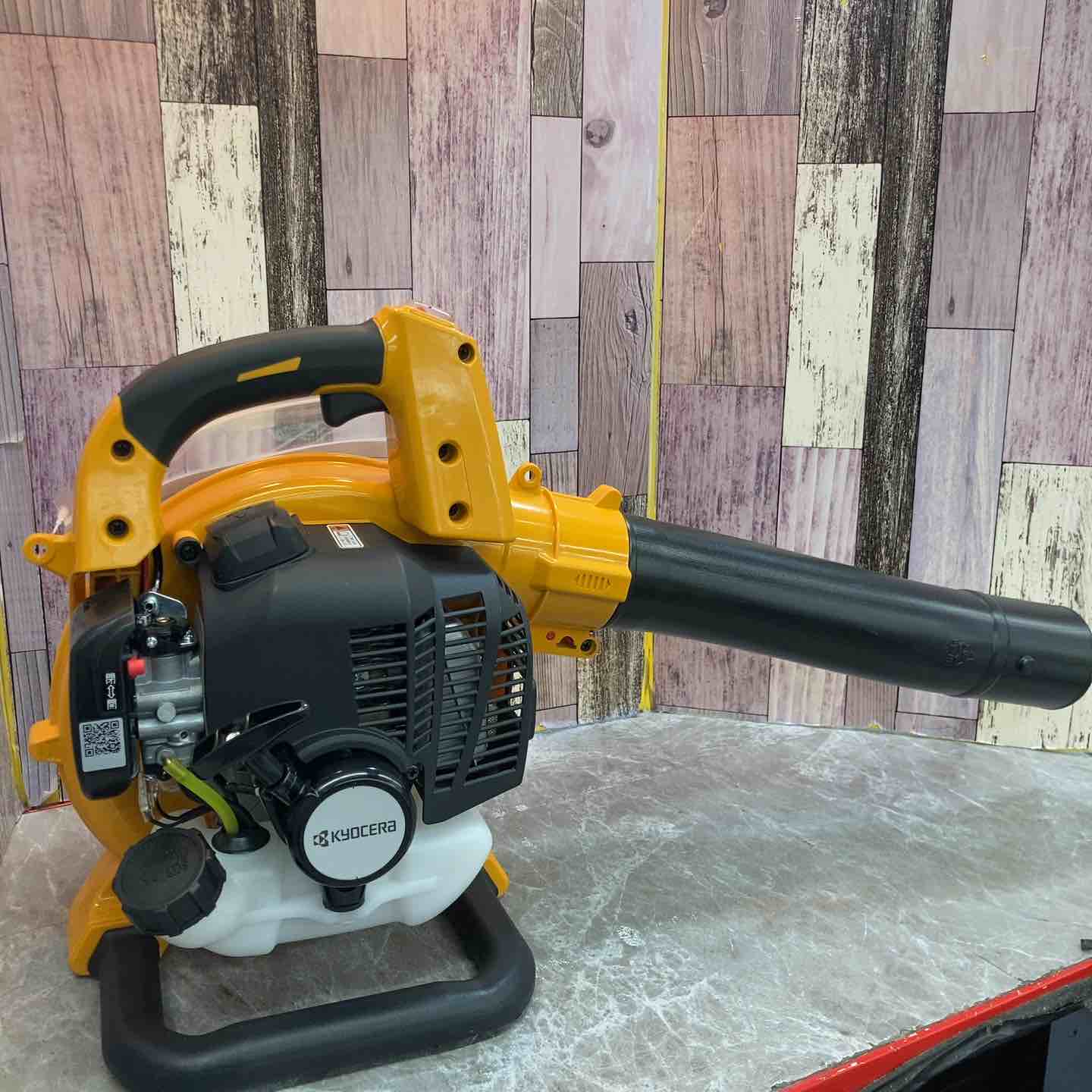 美品RYOBI リョービPROSECTION エンターソルトシーバス1303H ◇リョービ(RYOBI) エンジンブロワー EBLK-2100 4352100【八潮店