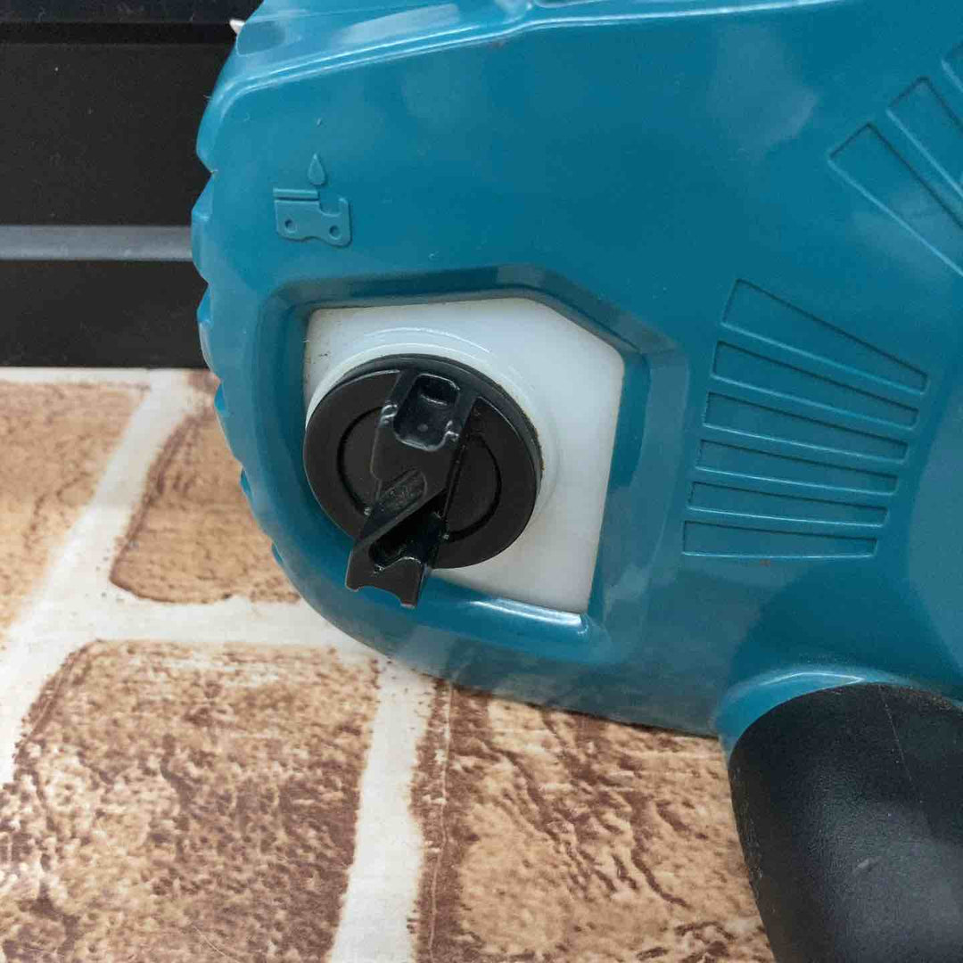 ◇マキタ(makita) コードレスチェーンソー  MUC303DZ【所沢店】