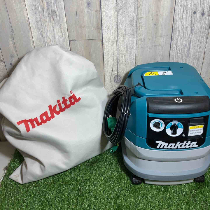 ★マキタ(makita) 集じん機 乾式 VC0830 連動機能 ホース・袋付き【戸田店】