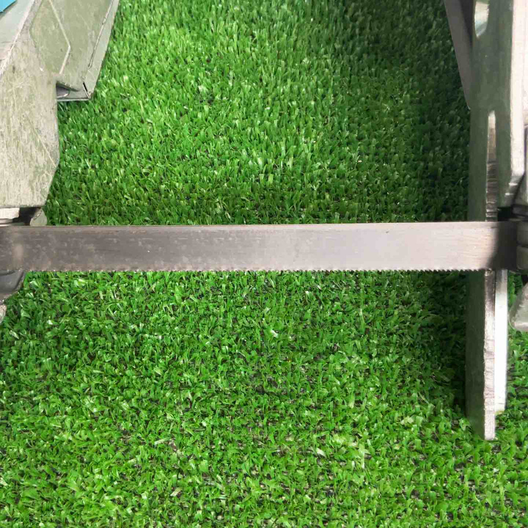 ★マキタ(makita) コードレスバンドソー PB180DZ【草加店】