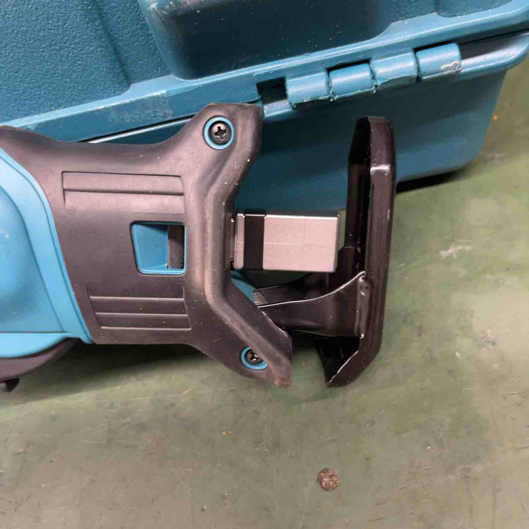 ◇マキタ(makita) 18V コードレスセーバーソー JR184DZK 本体+ケース 【戸田店】
