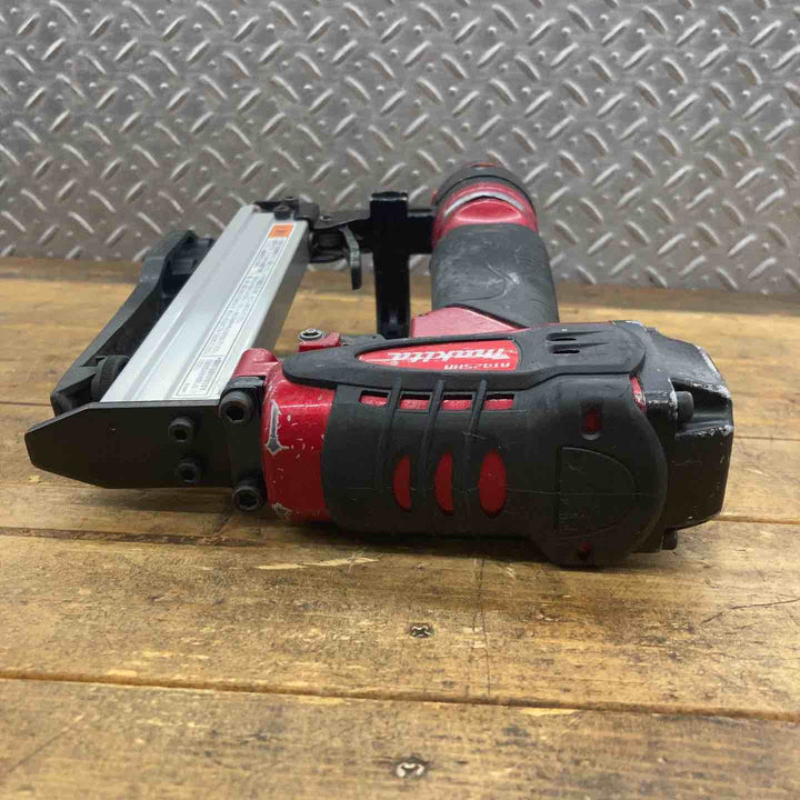 ◇マキタ(makita) 高圧エアタッカ AT425HA【所沢店】