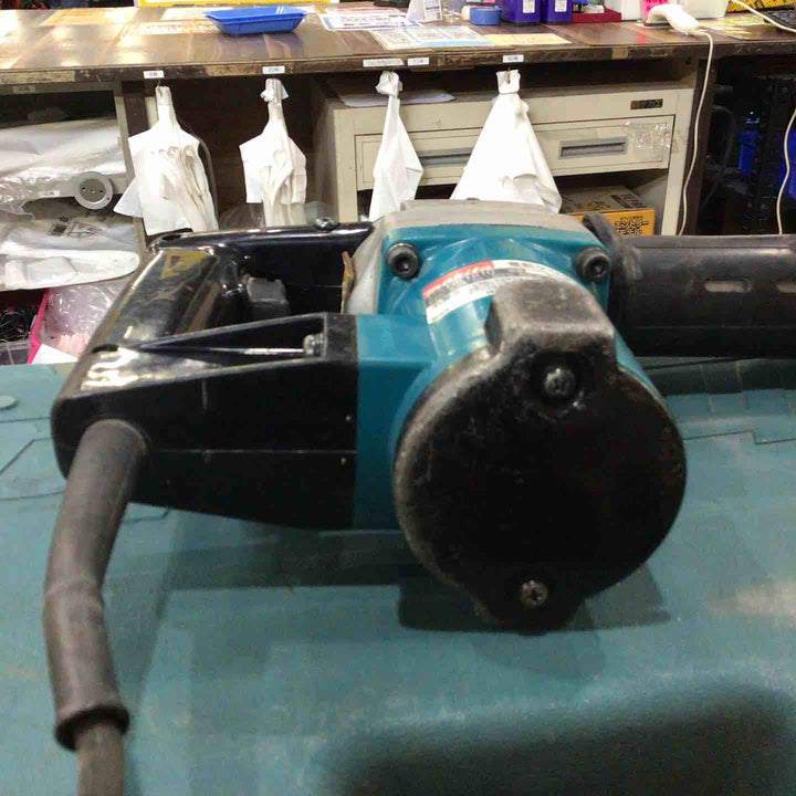 ★マキタ(makita) 電動ケレン HK1810【川口店】