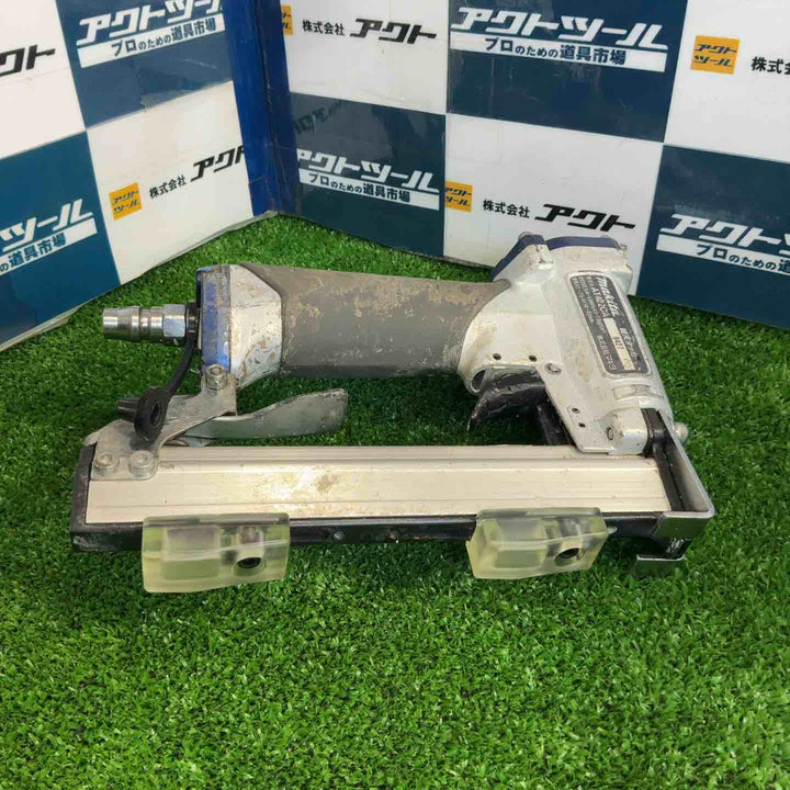 ★マキタ(makita) 常圧軽天タッカ AT422CA【草加店】