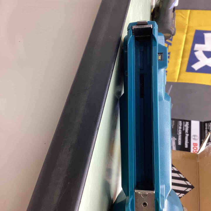◇マキタ 充電式タッカー ST312DZ【越谷店】
