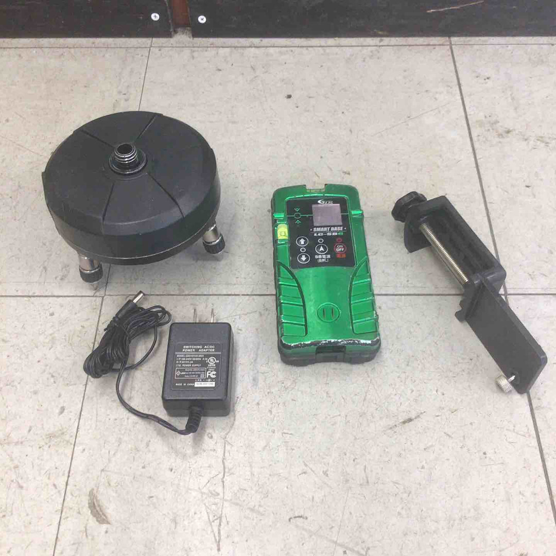 【現状品】 テクノ販売 プラチナグリーンレーザー墨出し器 LTC-G610PD 【鴻巣店】