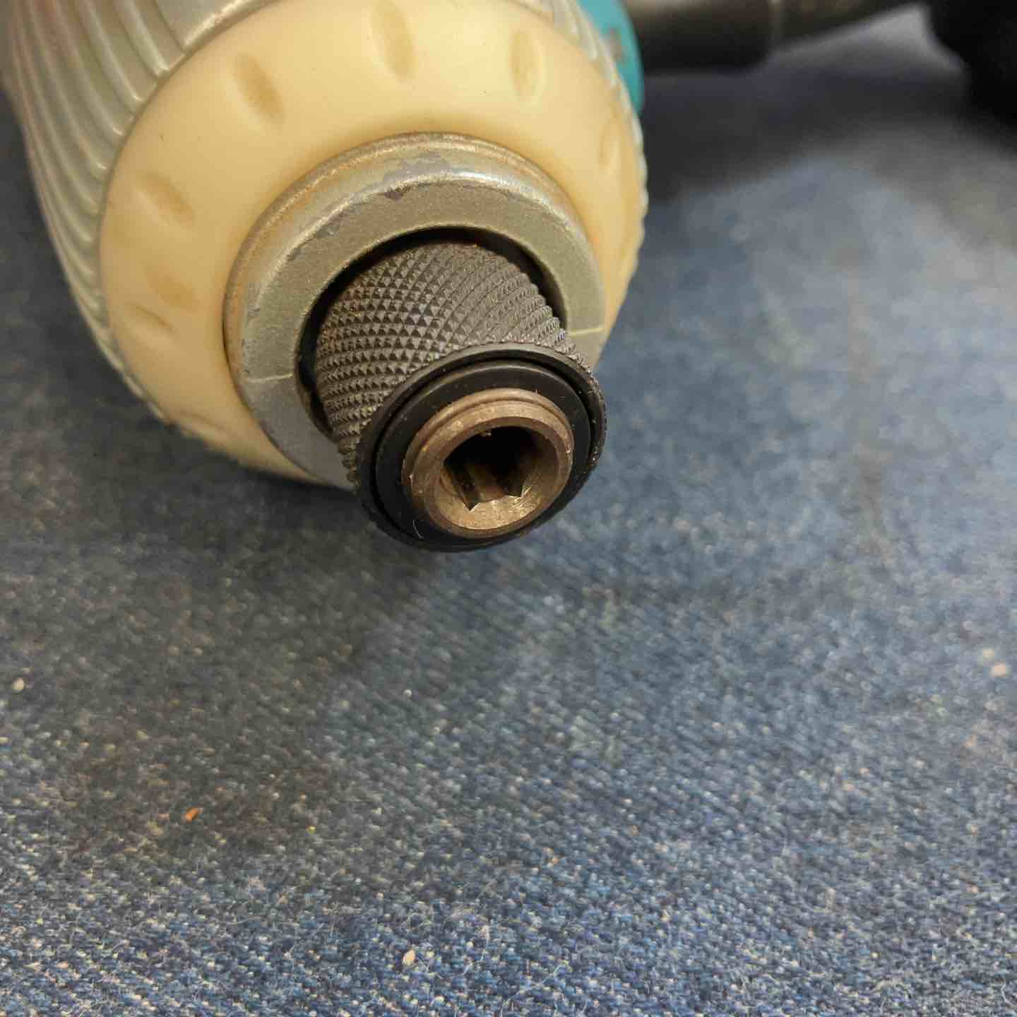 ☆マキタ(makita) コードレスソフトインパクトドライバー TS130DZ