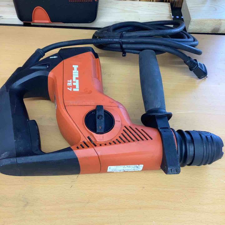 ヒルティ(HILTI) 集じんハンマドリル TE7-DRS コンクリート 穴あけ はつり コンクリート 石材 レンガ タイル 【越谷店】