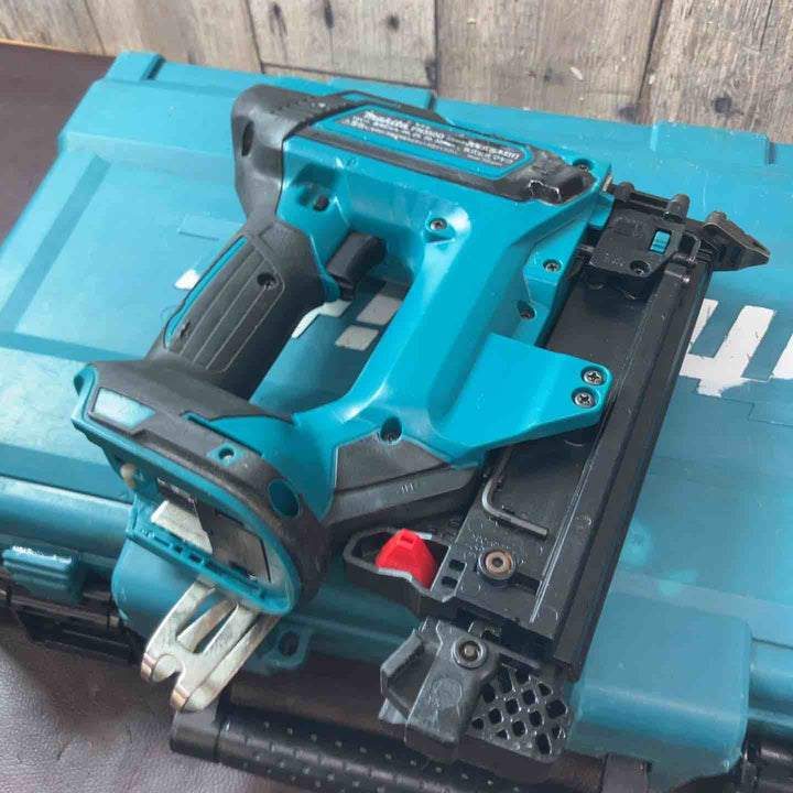 【中古品】マキタ(makita) コードレスフィニッシュネイラ FN350DRG 仕上打機 バッテリー2個付属【東大和店】
