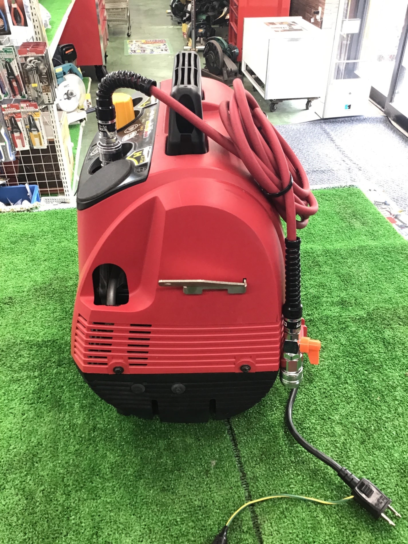 説明必読※☆マックス(MAX) エアコンプレッサー AK-HL7900E【桶川 説明必読※☆マックス(MAX) エアコンプレッサー AK-HL7900E【桶川