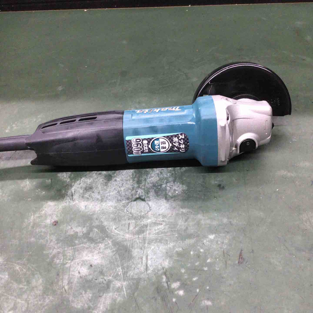 ☆マキタ(makita) 100mmディスクグラインダ GA4032【戸田店】