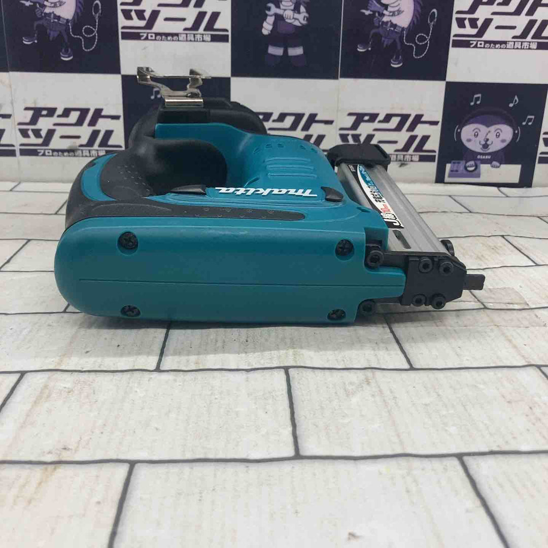 ◇マキタ(makita) コードレスタッカ  ST120DRF【所沢店】