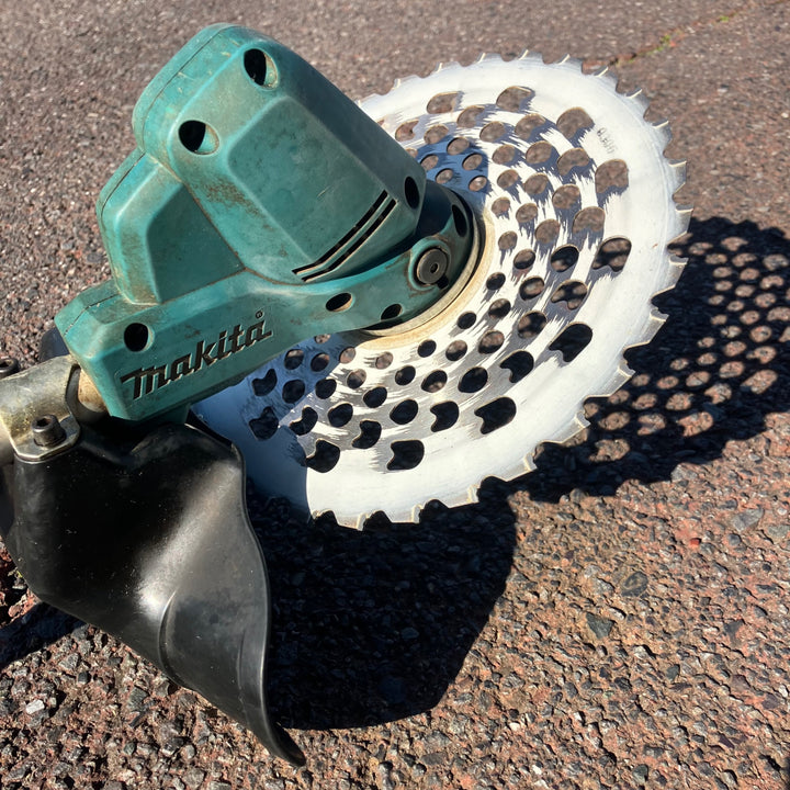 【店頭受取り限定】◇マキタ(makita) コードレス草刈機 MUR190SDZ【越谷店】