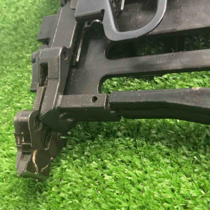 ★マキタ(makita) 高圧フロアタッカ AT450HA【越谷店】