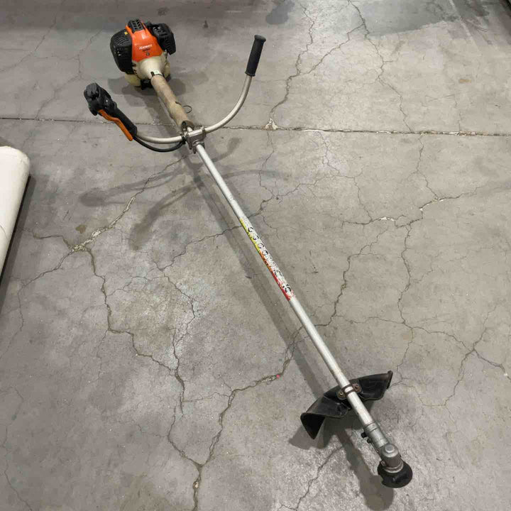 【店頭受取り限定】◇共立(KIORITZ)  エンジン刈払機 SRE3000【川口店】